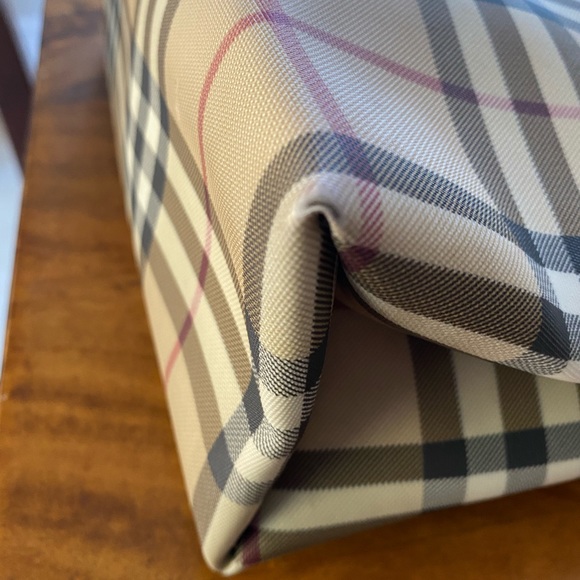 Authentic Burberry bag - tote - Picture 7 of 7